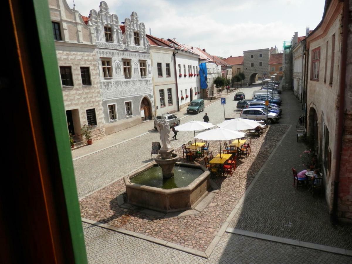 Apartmany U Sv. Floriana Slavonice Exteriör bild